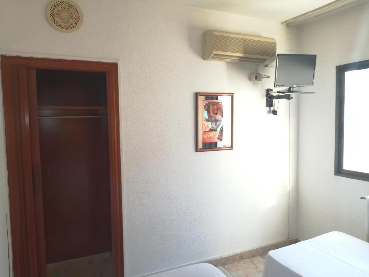 Hostal Jaime I Huesca Buitenkant foto