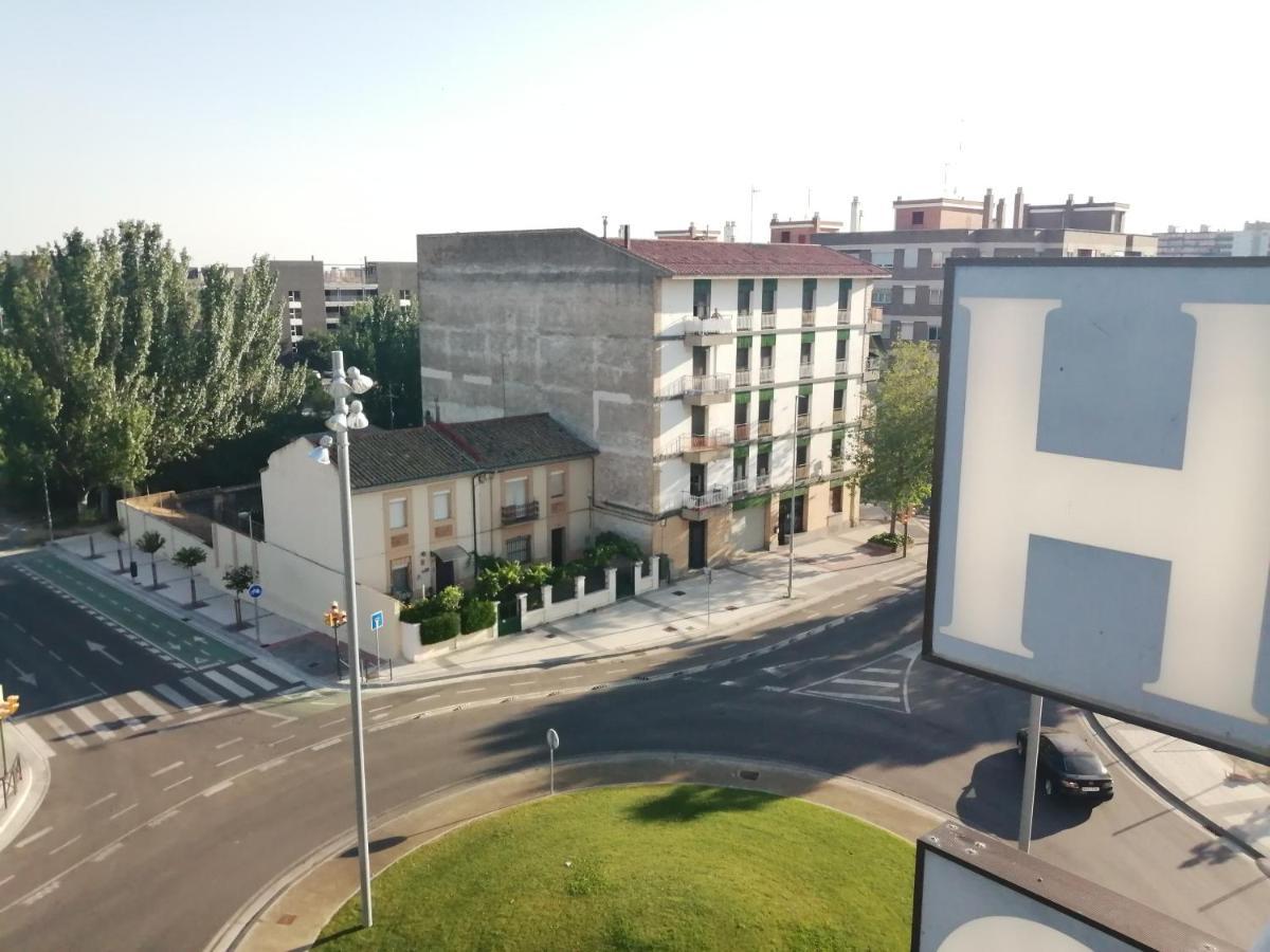 Hostal Jaime I Huesca Buitenkant foto