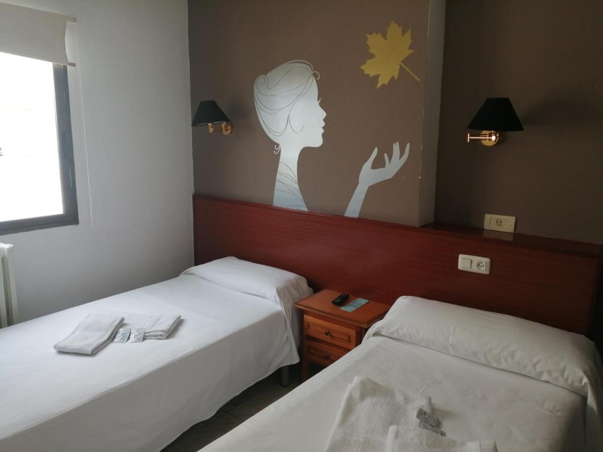 Hostal Jaime I Huesca Buitenkant foto