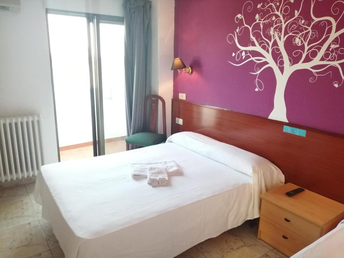Hostal Jaime I Huesca Buitenkant foto