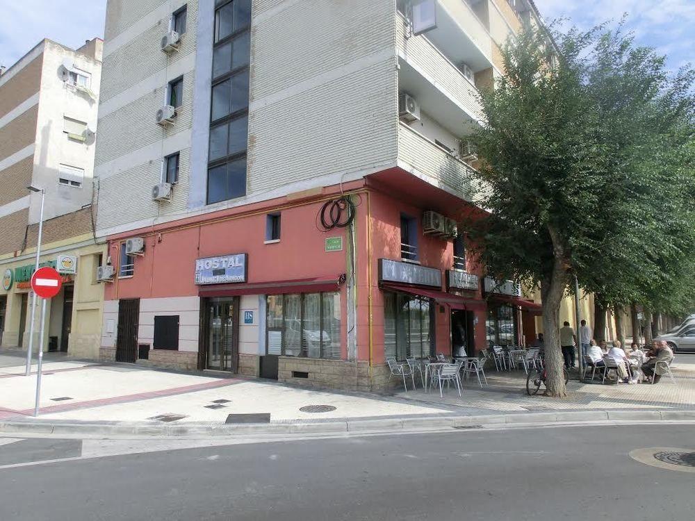 Hostal Jaime I Huesca Buitenkant foto
