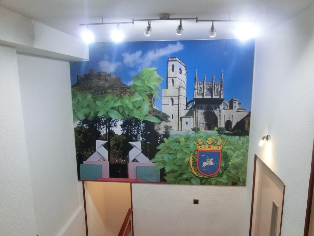 Hostal Jaime I Huesca Buitenkant foto