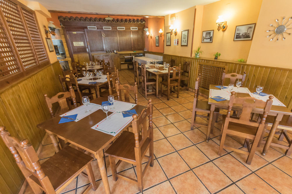 Hostal Jaime I Huesca Buitenkant foto