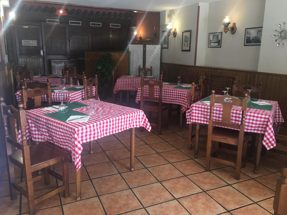 Hostal Jaime I Huesca Buitenkant foto