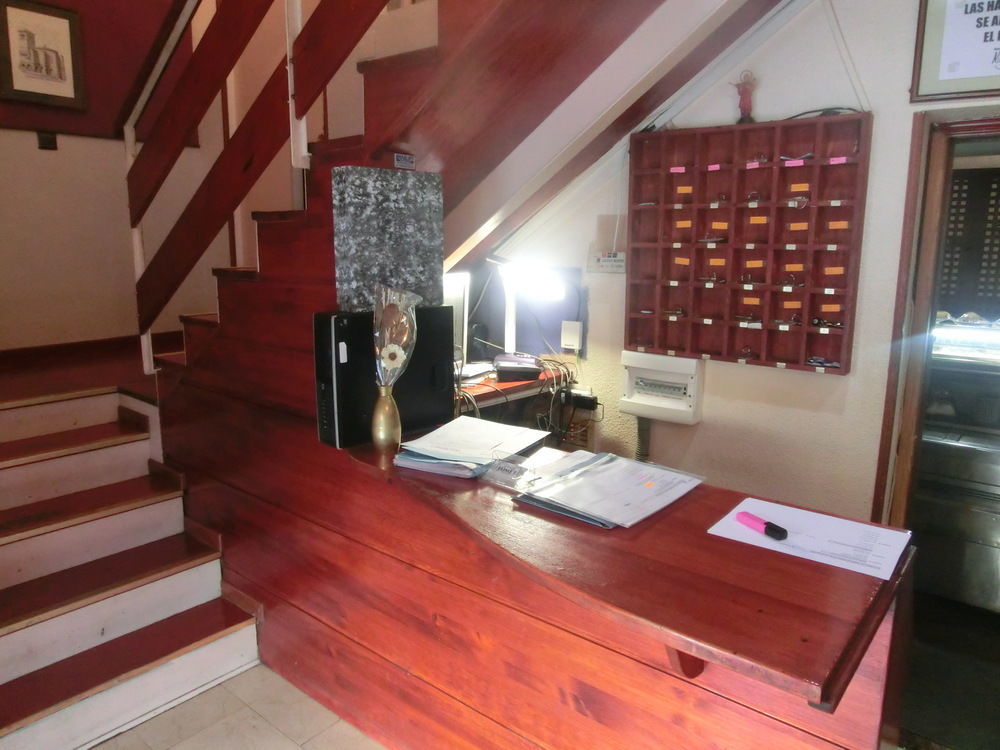 Hostal Jaime I Huesca Buitenkant foto