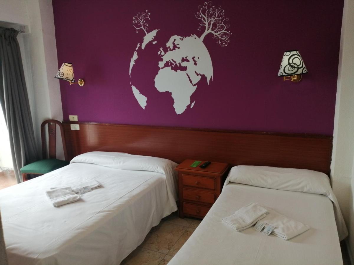 Hostal Jaime I Huesca Buitenkant foto